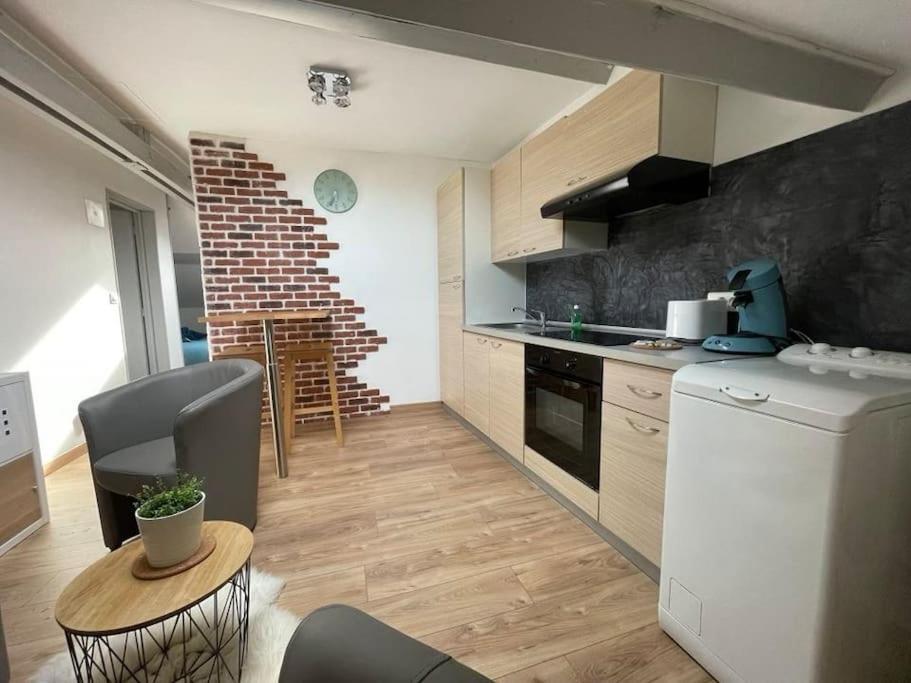 Edouard 2. Logement Complet. Шарлевіль-Мезьєр Екстер'єр фото