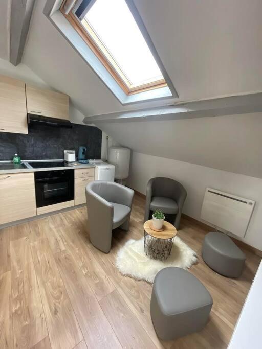 Edouard 2. Logement Complet. Шарлевіль-Мезьєр Екстер'єр фото
